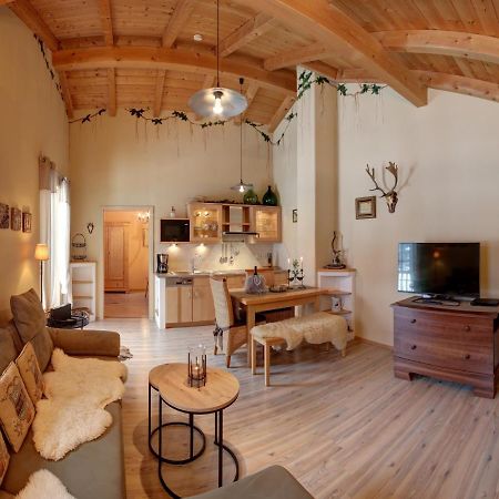 Апартаменты Feriendomizil Stoeberl - Chiemgau Karte Инцелль Экстерьер фото