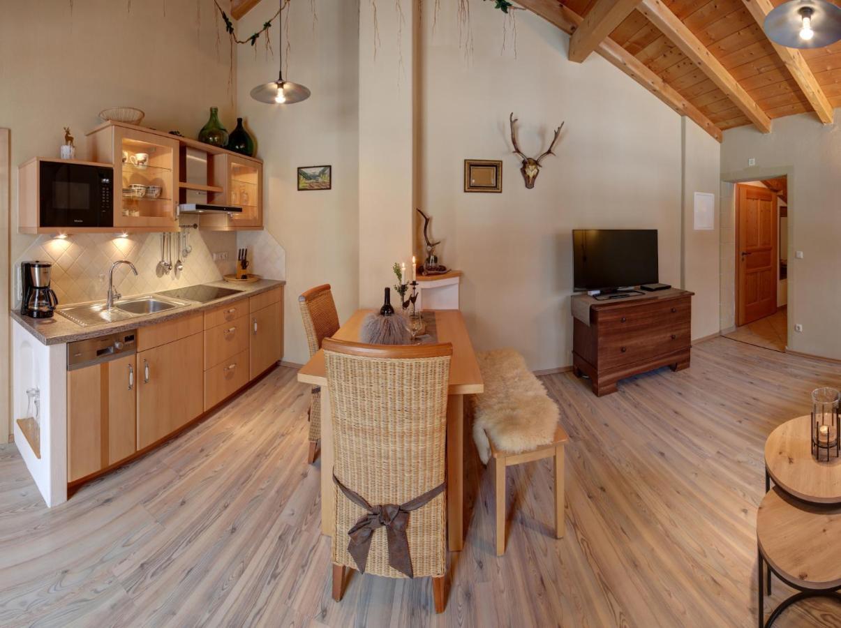 Апартаменты Feriendomizil Stoeberl - Chiemgau Karte Инцелль Экстерьер фото